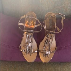 Michael Kors beautiful golf sandals !Worn a couple times ! See all pics closely